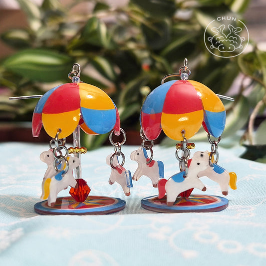 Merry-go-round: Colourful Horses