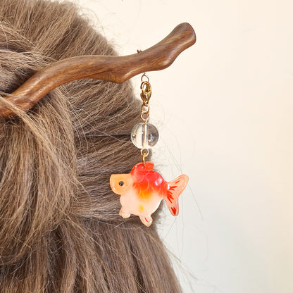 Rose the Goldfish