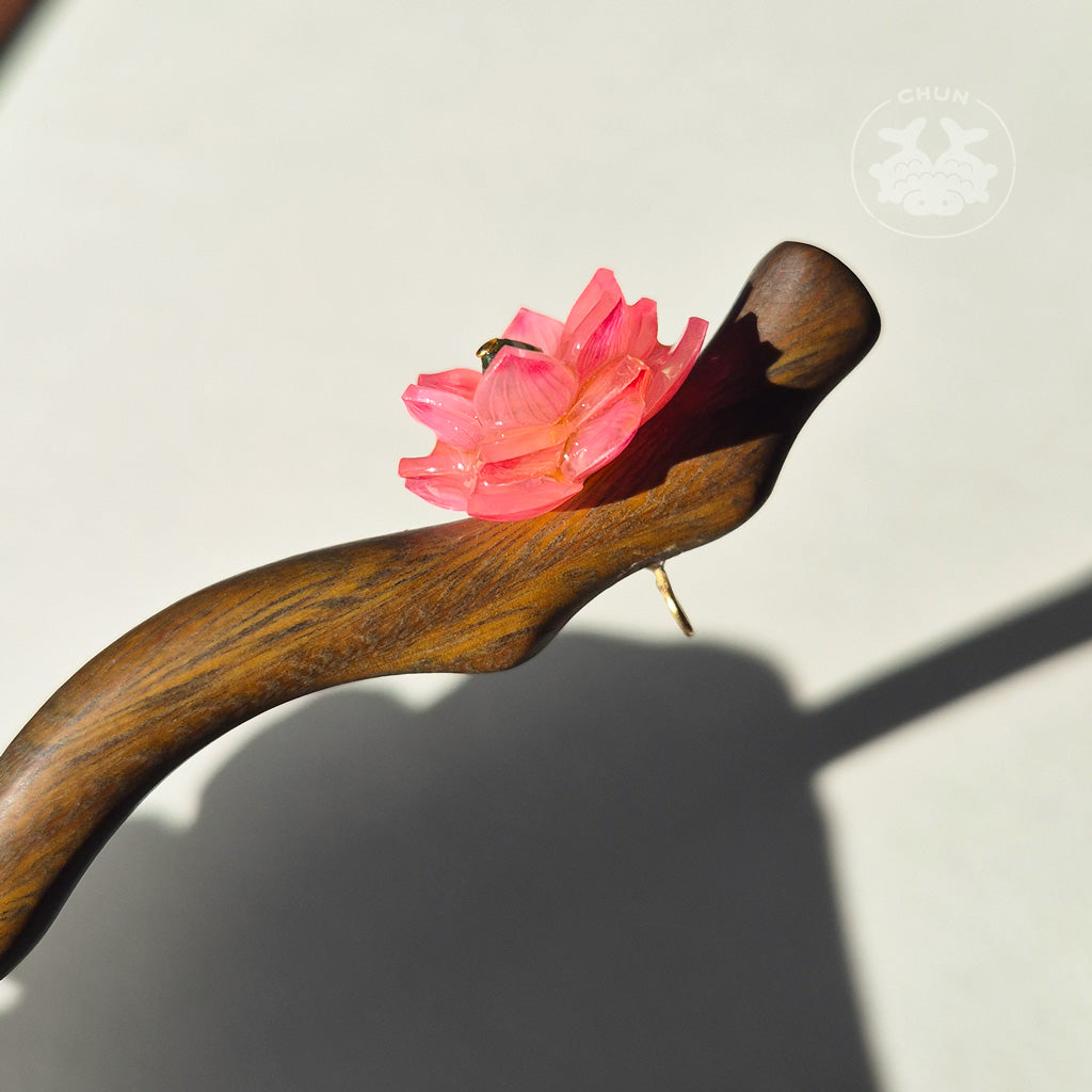 Lotus Stick (No Fish Charm)